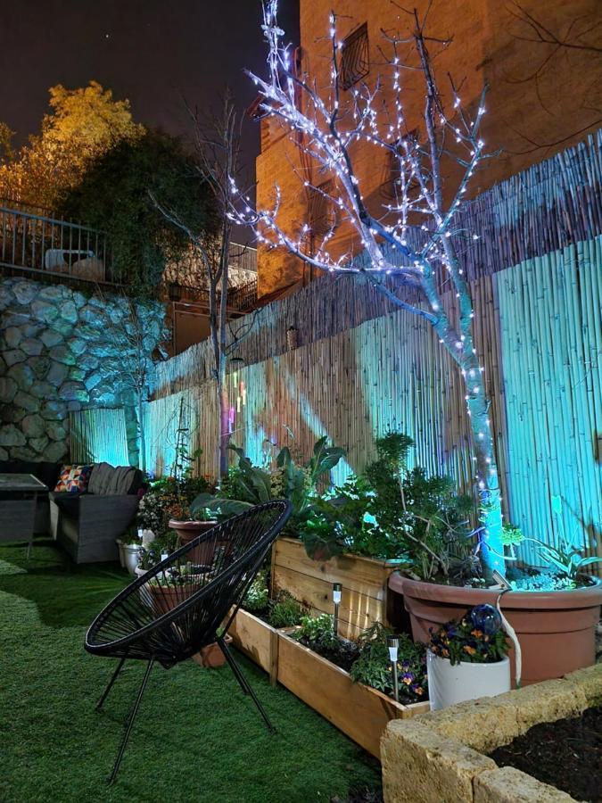 Pleasant Cozy Sunny With Garden
